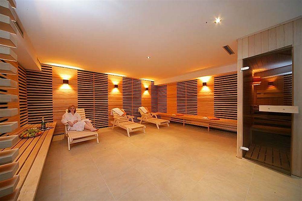 Hotel Adam Špindlerŭv Mlýn Kültér fotó
